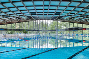 Badezentrum Sindelfingen | Das einzige überdachte 50m Sportschwimmbecken in der Region Stuttgart.
