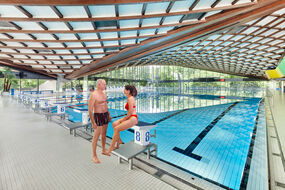 Badezentrum Sindelfingen | Das einzige überdachte 50m Sportschwimmbecken in der Region Stuttgart.